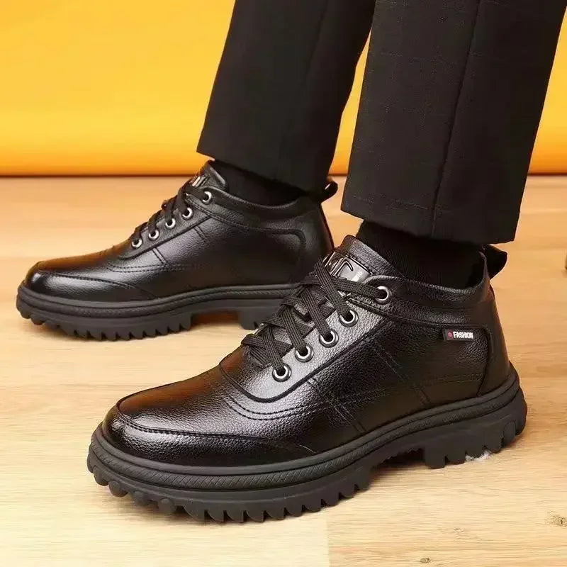 Bota Masculina em Couro Acolchoada Drauffen DF268
